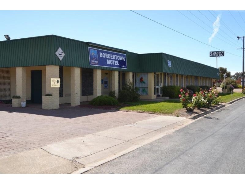 25 Dukes Highway, Bordertown SA 5268