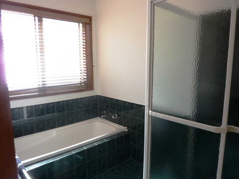 8 Budapest Road, Aberfoyle Park SA 5159