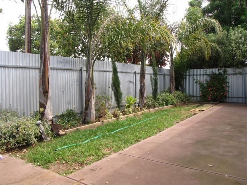 36 Danvers Grove, Woodville Gardens SA 5012