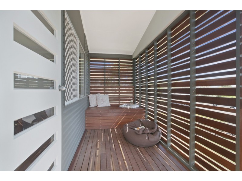 15 Bernecker Street, Carina QLD 4152