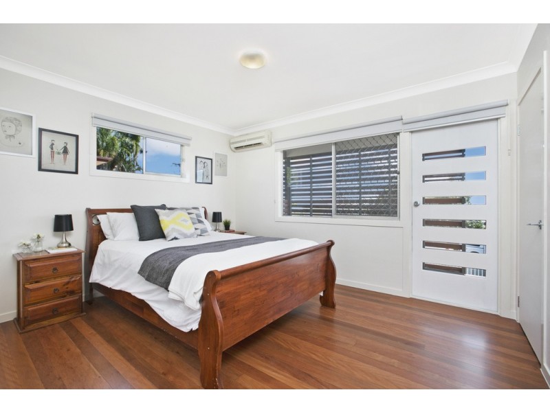 15 Bernecker Street, Carina QLD 4152