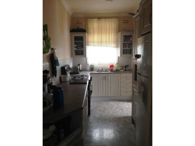 11 Third Avenue, Rutherford NSW 2320