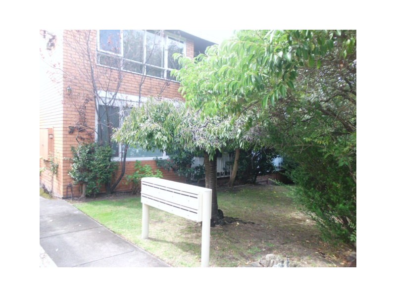 2/639 Toorak Road, Toorak VIC 3142