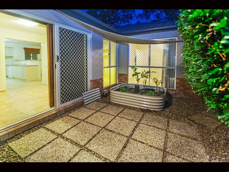 59 Van Dyke Crescent, Mcdowall QLD 4053