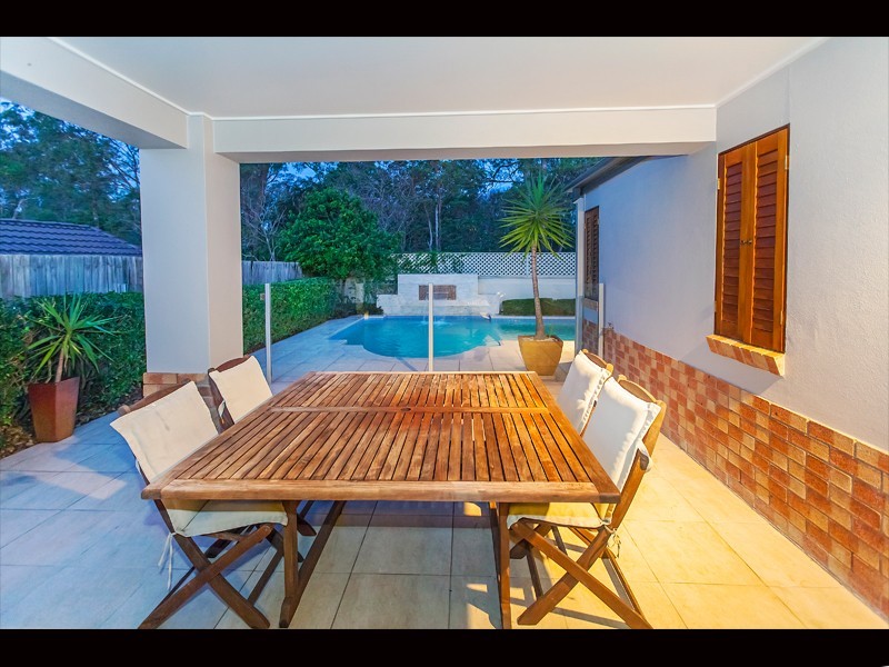 59 Van Dyke Crescent, Mcdowall QLD 4053