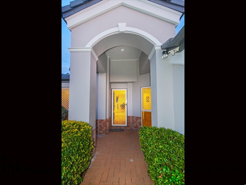 59 Van Dyke Crescent, Mcdowall QLD 4053