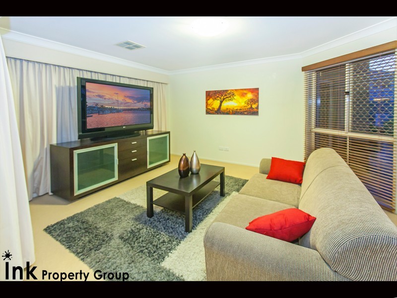 59 Van Dyke Crescent, Mcdowall QLD 4053