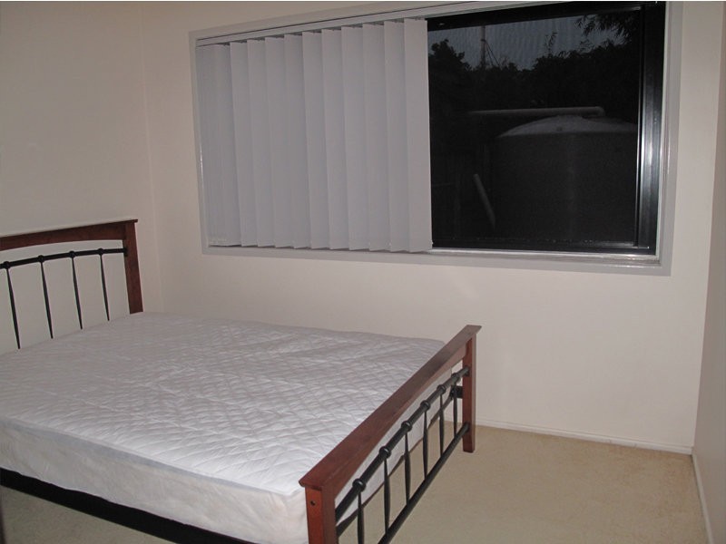 Room B/81 Almeida Street, Indooroopilly QLD 4068