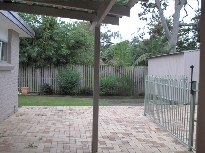 Room B/81 Almeida Street, Indooroopilly QLD 4068