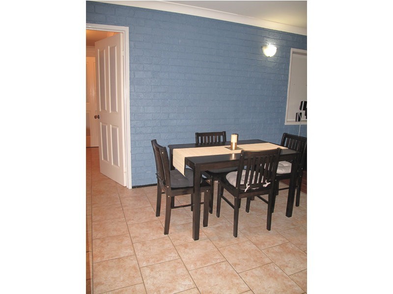 Room B/81 Almeida Street, Indooroopilly QLD 4068