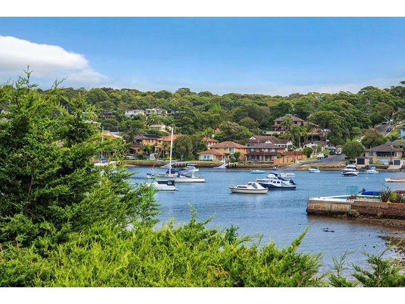 1 Wren Place, Burraneer NSW 2230