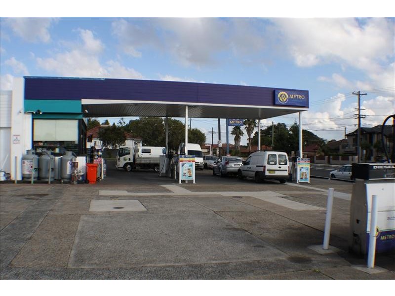 331 Waterloo Road, Greenacre NSW 2190