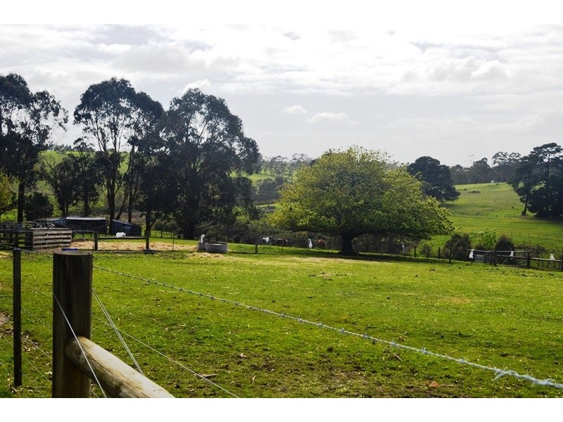185 Shorts Road, Barongarook VIC 3249