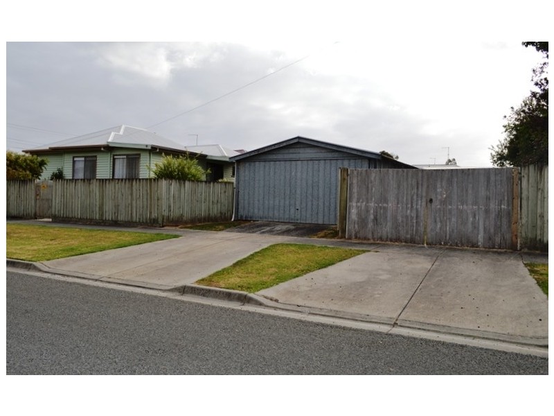 52 Wallace Street, Colac VIC 3250