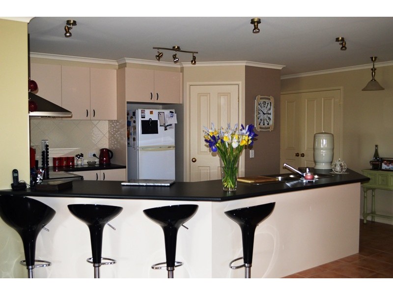 15 Harris Road, Elliminyt VIC 3250