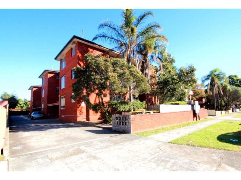 15/40 Fourth Ave, Campsie NSW 2194