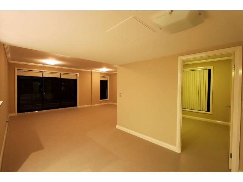 35/141 Bowden St, Meadowbank NSW 2114