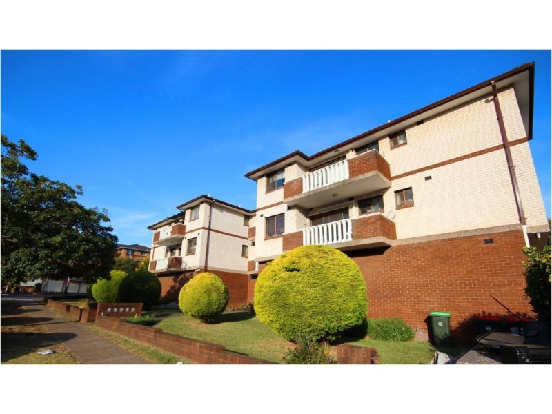 2/1-3 London Street, Campsie NSW 2194