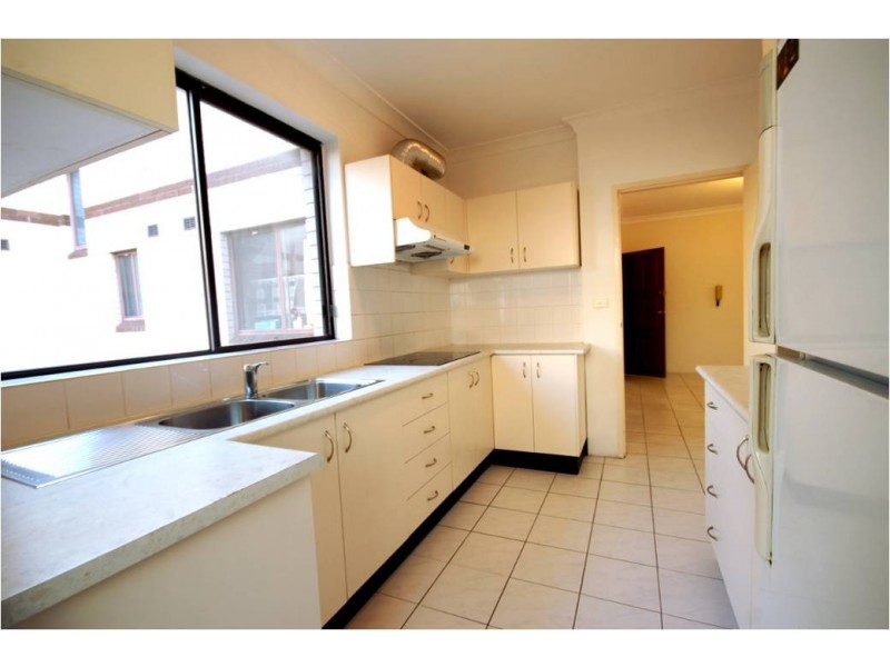 2/1-3 London Street, Campsie NSW 2194