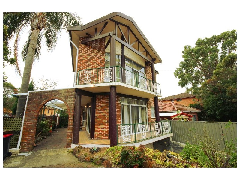 1/33 Perry Street, Campsie NSW 2194