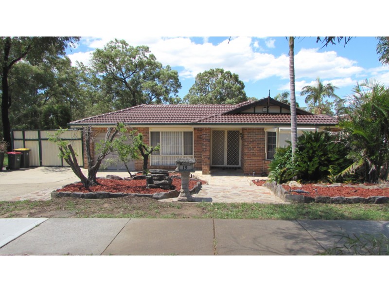 19 Aquamarine Drive, Eagle Vale NSW 2558
