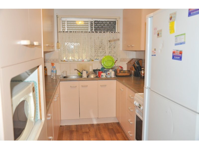 11 Whiting, Beachmere QLD 4510