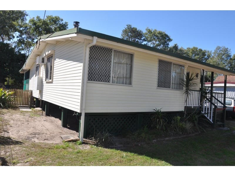 11 Whiting, Beachmere QLD 4510