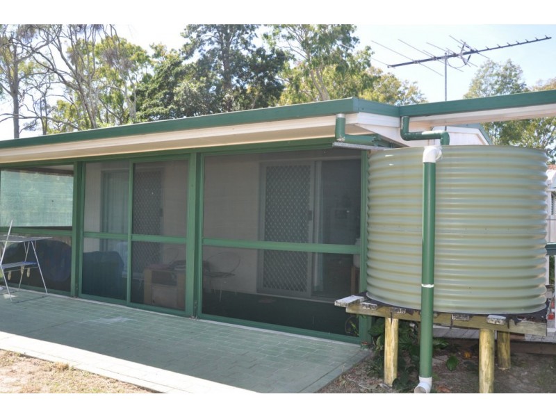 11 Whiting, Beachmere QLD 4510