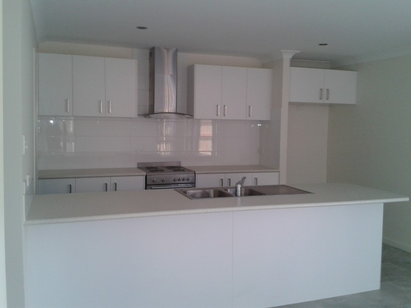 6 Copal Avenue, Logan Reserve QLD 4133