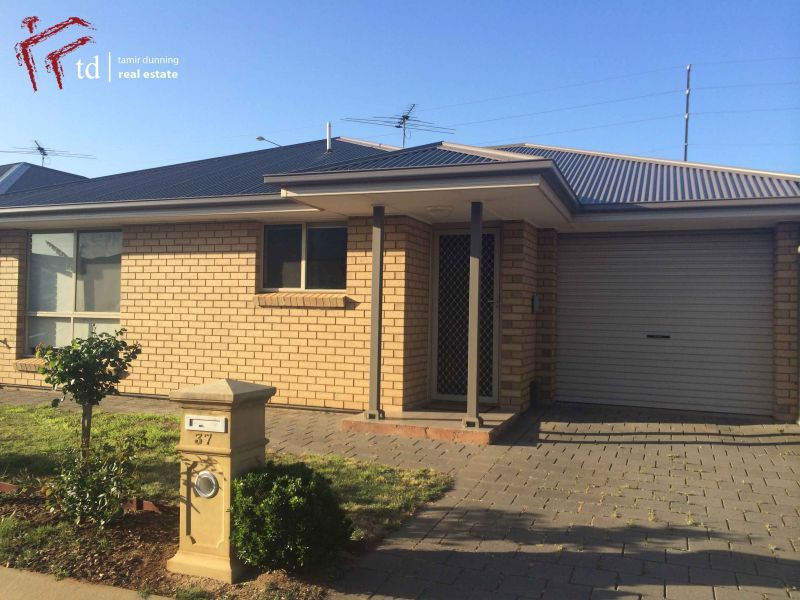37 Hamra Drive, Smithfield SA 5114