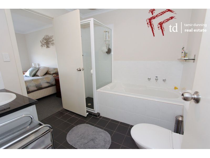 37 Hamra Drive, Smithfield SA 5114