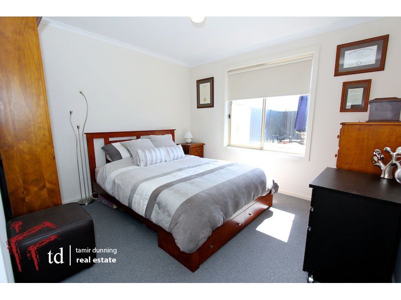 37 Hamra Drive, Smithfield SA 5114