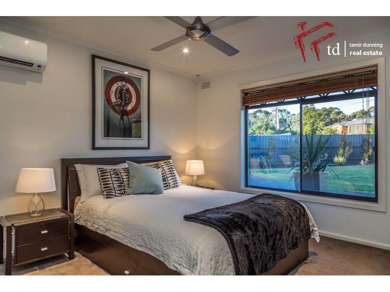 75 Knightsbridge Avenue, Valley View  SA 5093