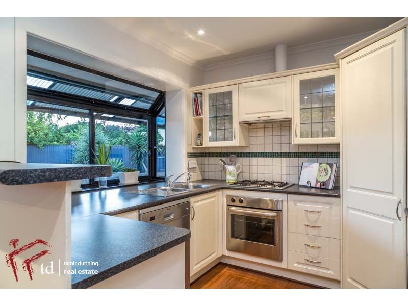 75 Knightsbridge Avenue, Valley View  SA 5093