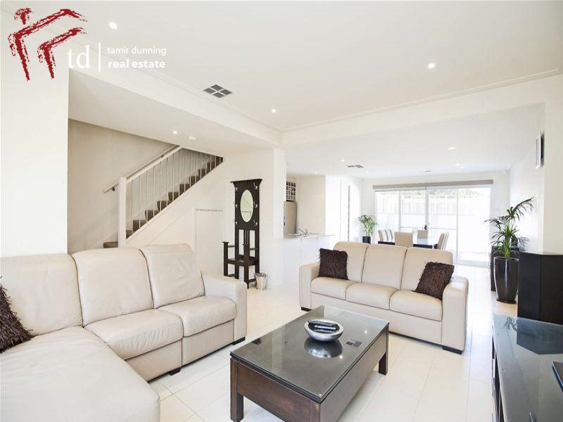 2/18 Kincaid Road, Henley Beach South  SA 5022