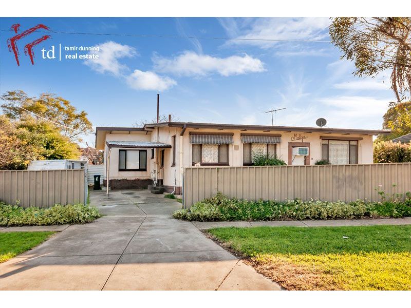 38 Branson Avenue, Clearview  SA 5085