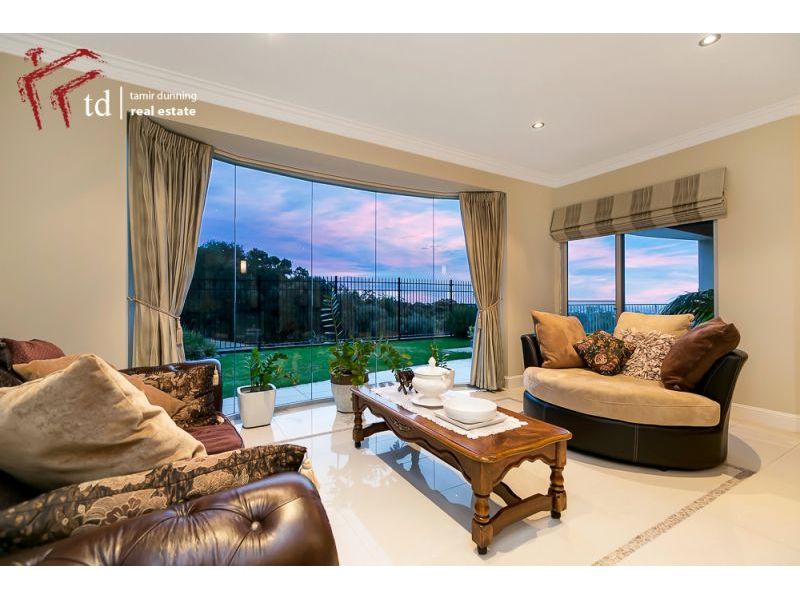 12 Arcadia Court, Mitcham  SA 5062