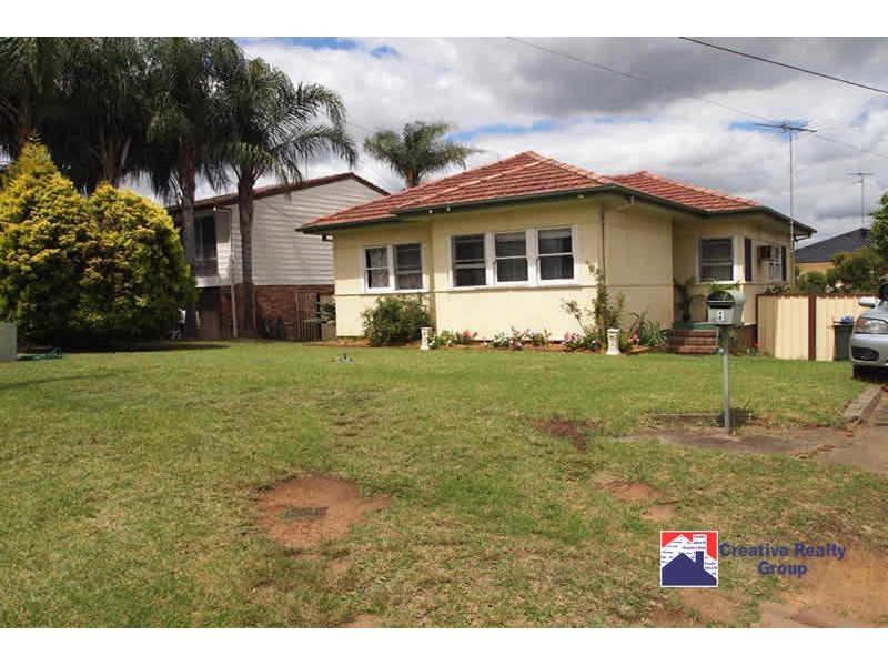 8 Yuruga Avenue, Doonside  NSW 2767
