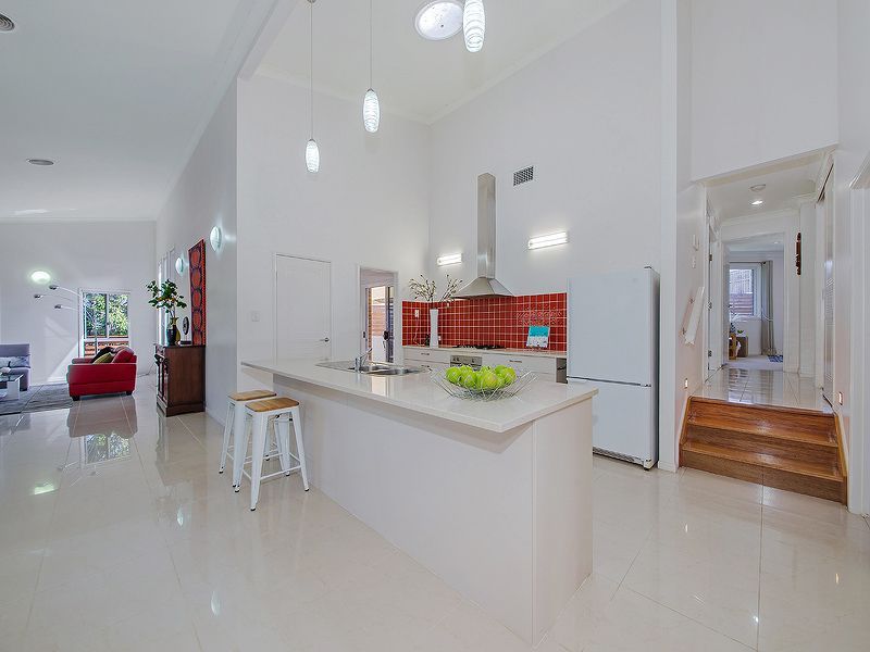 8 Wattle Place, Gumdale  QLD 4154