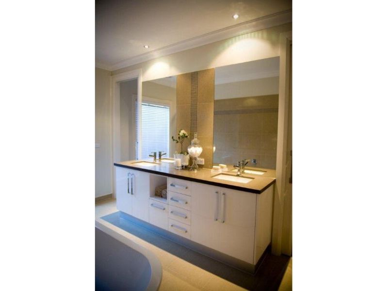 Point Cook  VIC 3030