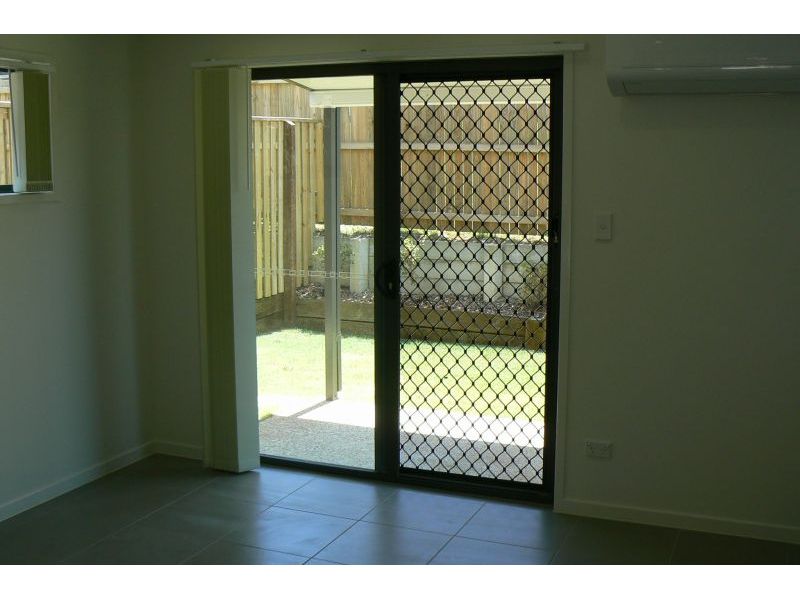 4/11-13 Montree Circuit, Kallangur QLD 4503