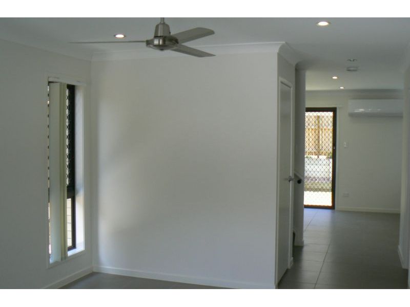 4/11-13 Montree Circuit, Kallangur QLD 4503