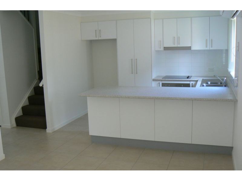 15/11-13 Montree Circuit, Kallangur  QLD 4503