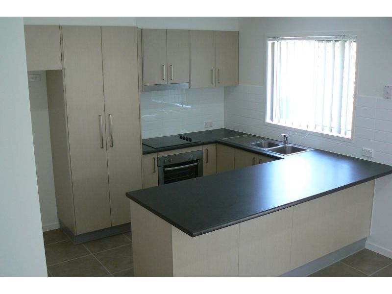 18/11-13 Montree Circuit, Kallangur  QLD 4503