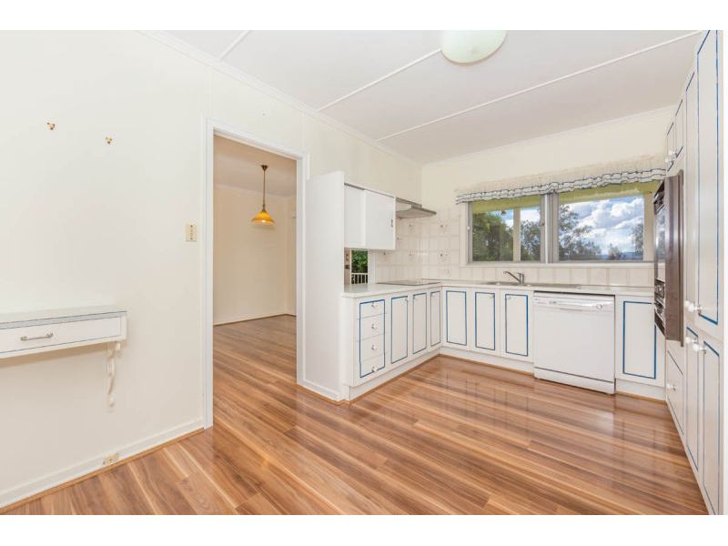 North Booval  QLD 4304