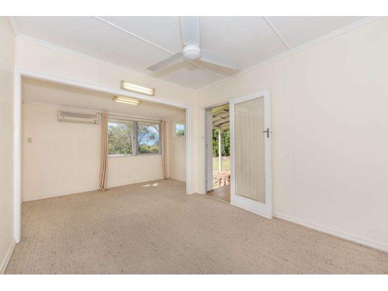 North Booval  QLD 4304