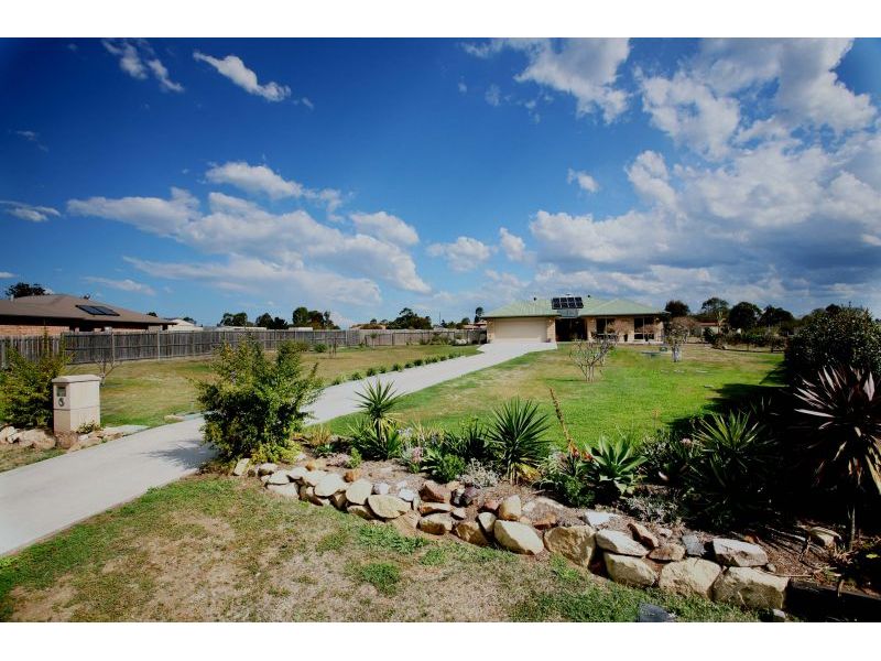 14 Ivory Close, Peak Crossing  QLD 4306