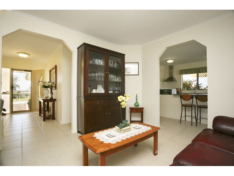 14 Ivory Close, Peak Crossing  QLD 4306