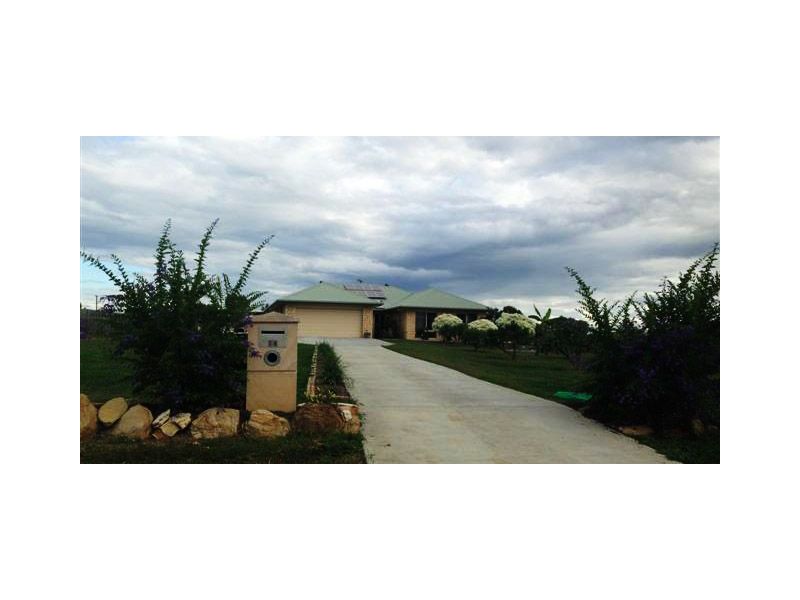 14 Ivory Close, Peak Crossing  QLD 4306