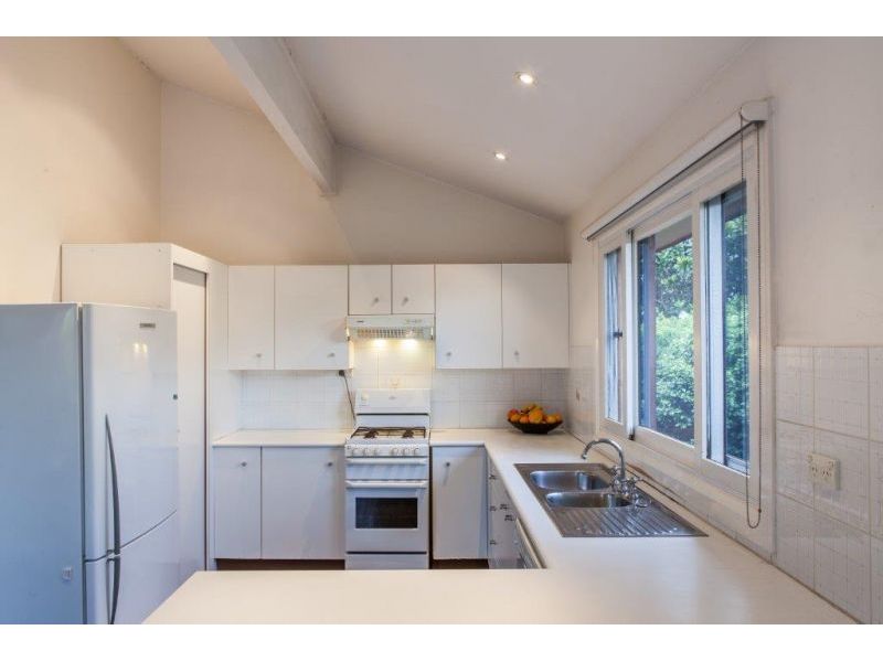 12 Travers Road, Curl Curl  NSW 2096